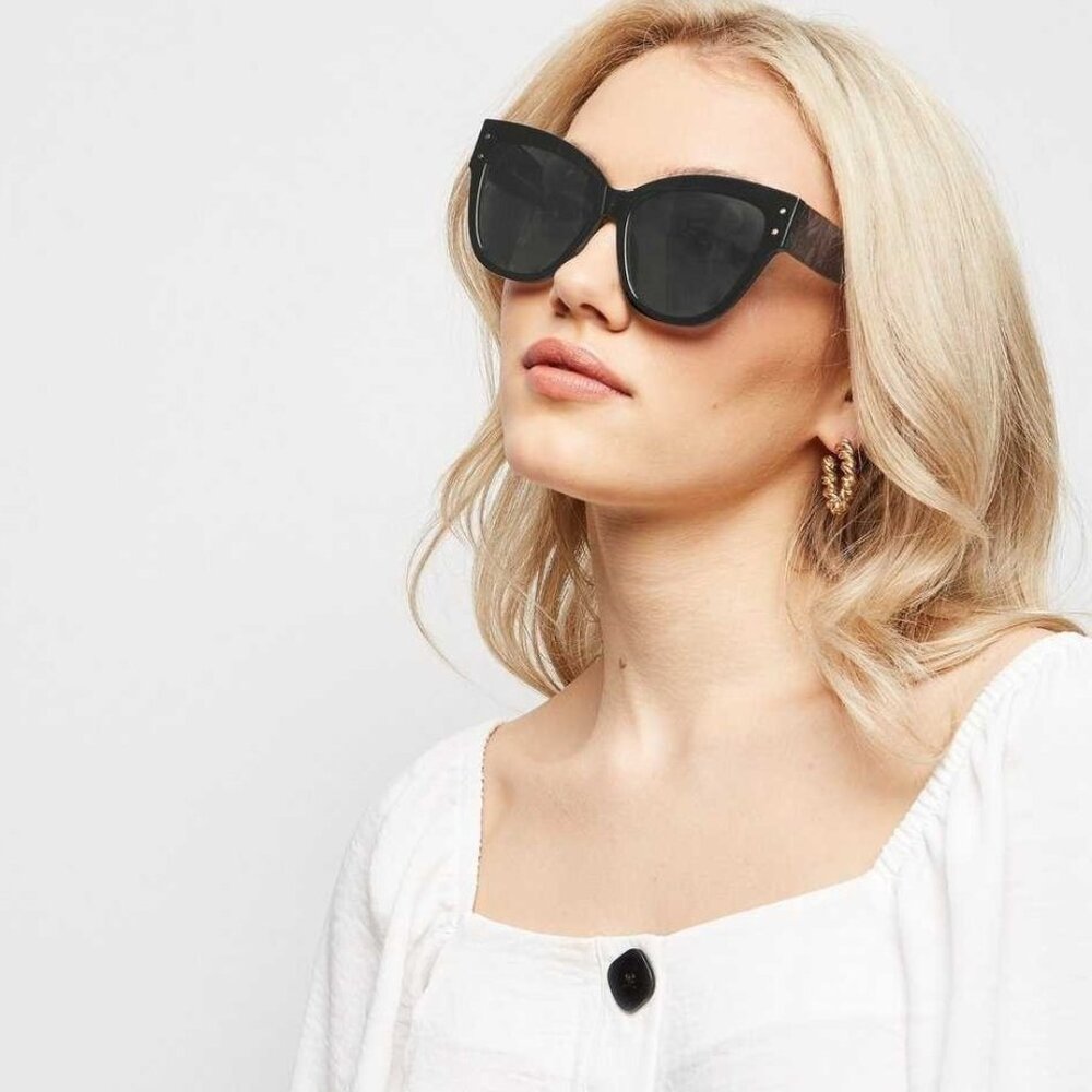 Black & Brown Snakeskin Pattern Cat Eye Sunglasses
